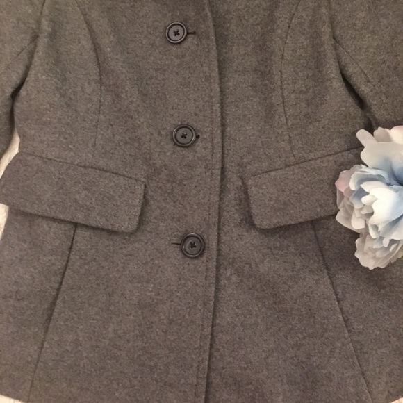 Vintage Banana Republic Wool Gray Coat  - Picture 4 of 8